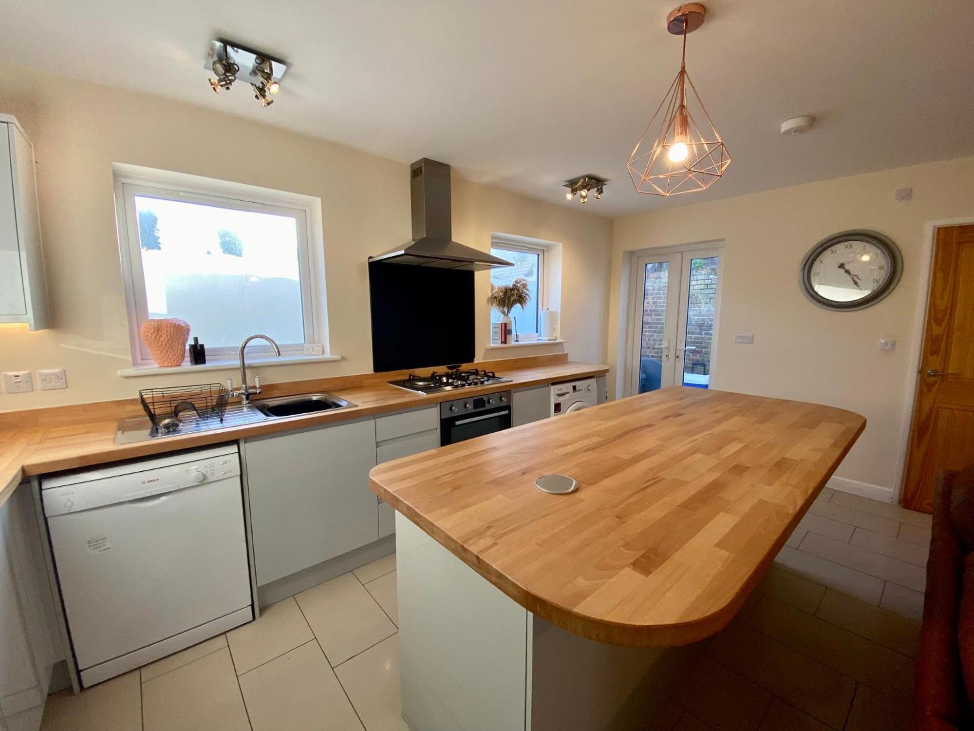 Casa de férias Cosy 3 Bedroom House, Bath Road,